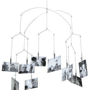 Hanging wire mobile photo display, cute modern bedroom/dorm decor, picture frame